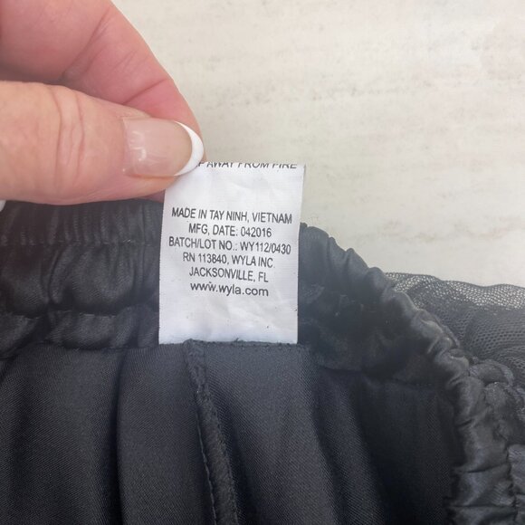 Dance Black Netted Full Skirt Sz M - Picture 7 of 11
